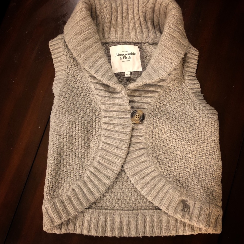 Abercrombie and Fitch Gray Sweater Vest